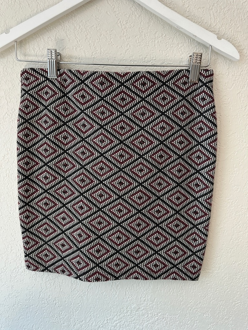 Zara Black, White & Burgundy Geometric Pencil Skirt